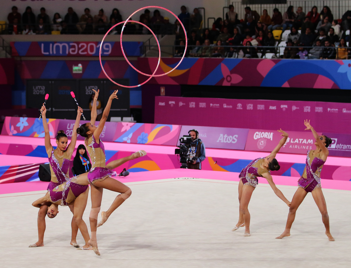 Conjunto de Cuba, medallista de bronce.. Mónica Ramírez