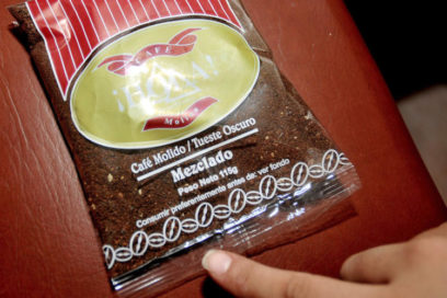 Del café ¡Hola!, etiqueta que no informa