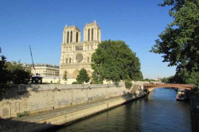 Notre-Dame, un ícono parisino en centro de la polémica (+Fotos)