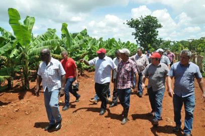 Salvador Valdés visits the province of Artemisa