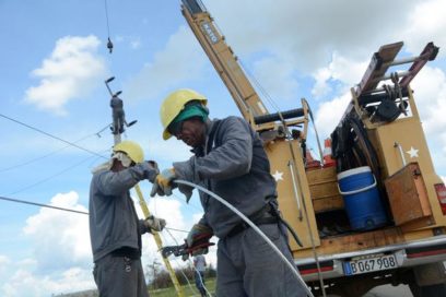 Llama Esteban Lazo a trabajar duro en las medidas de respuesta al plan del imperio