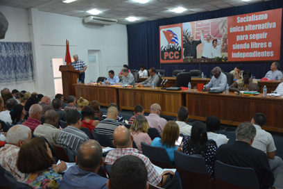 Vencido el primer momento de la situación coyuntural, afirma Díaz-Canel