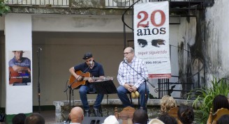 Concurso de carteles 20 años a guitarra limpia
