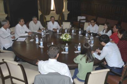 Encuentro de diputados cubanos con alto dirigente de los periodistas de Vietnam (+Fotos)