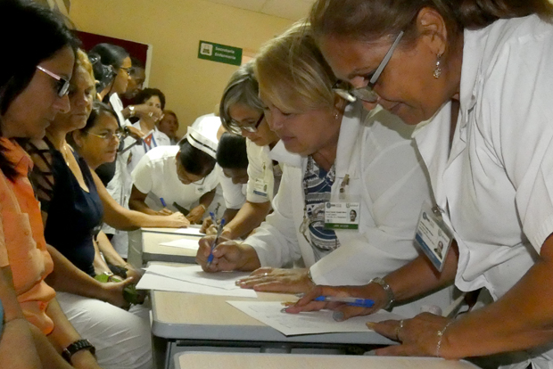 Médicos cubanos en solidaridad con Venezuela