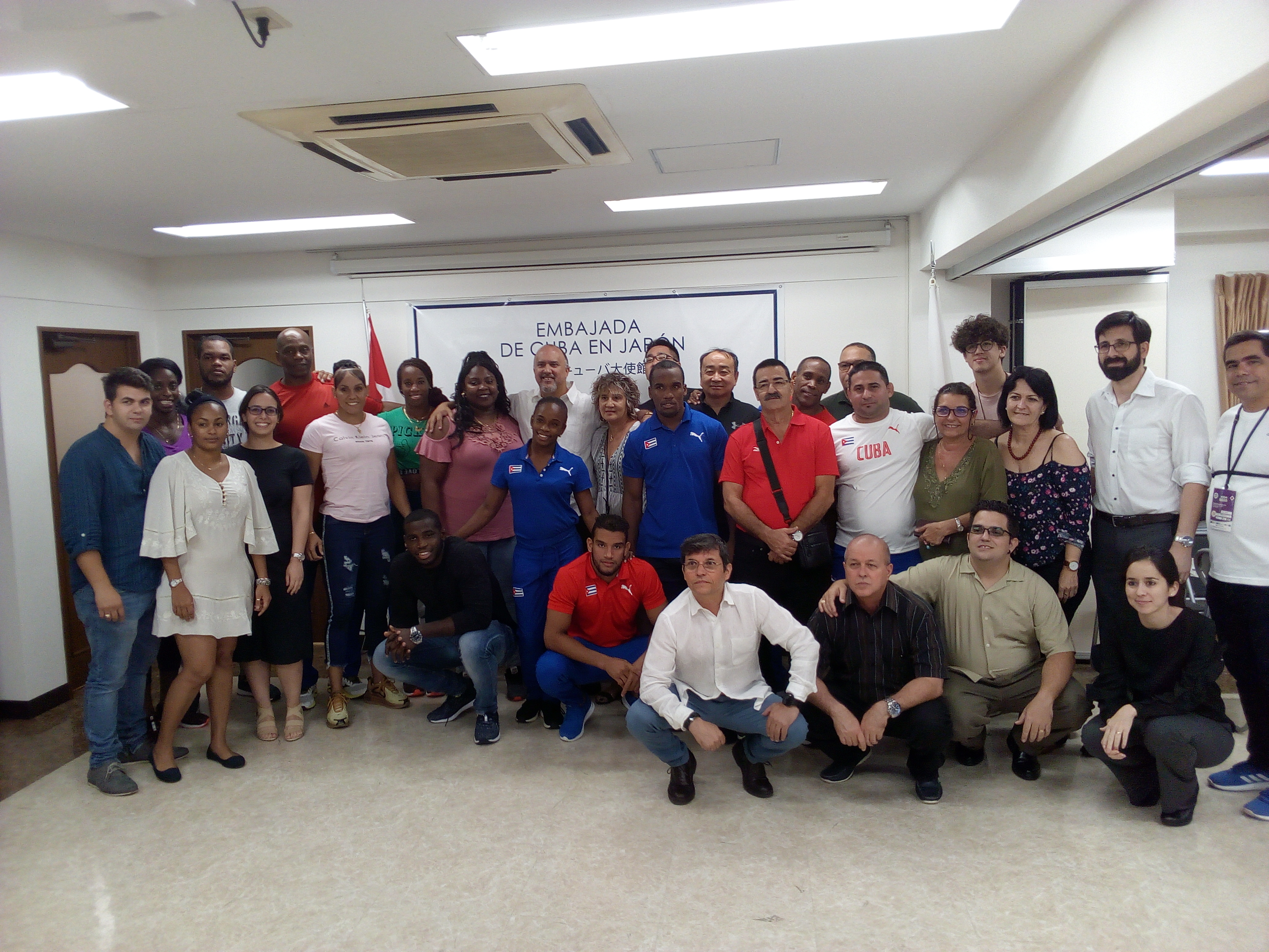 Actividad al equipo de judo en la Embajada Cubana en Japón. Foto: del autor