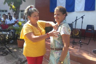 Honrar siempre al maestro (+ Fotos)