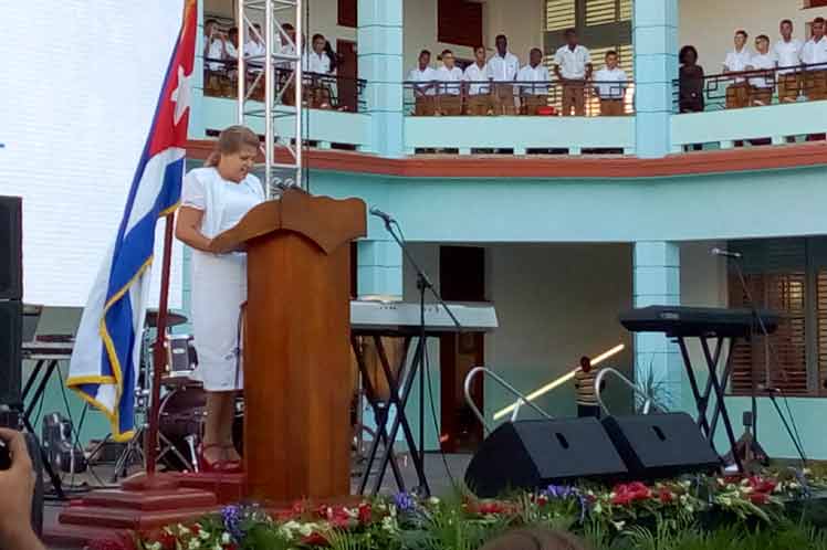 Inicia curso escolar en escuela afectada por tornado
