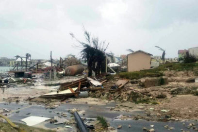 Colaboradores cubanos en Bahamas incorporados a la recuperación