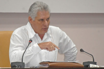 Examina Díaz-Canel programas priorizados para desarrollo de Cuba