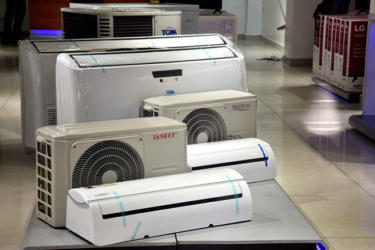 Artículos disponibles próximamente para su comercialización en moneda libremente convertible (MLC), en la tienda Colorama, ubicada en la avenida 41 entre 30 y 26, del municipio Playa. Foto: Omara García Mederos/ACN