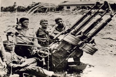 Felicita Raúl a las Milicias Nacionales Revolucionarias por su aniversario 60