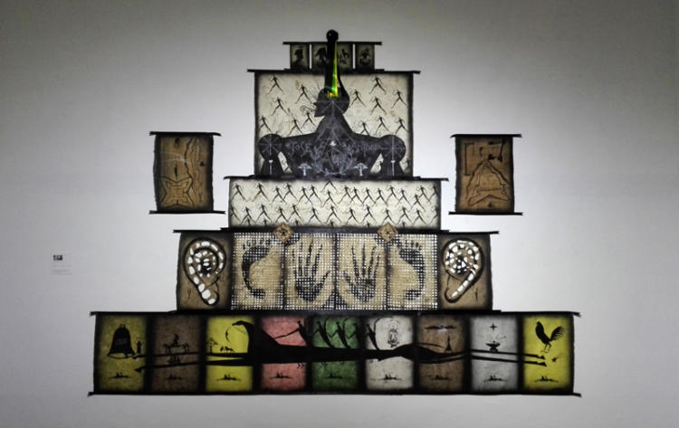 José Bedia (La Habana, Cuba, 1959): Júbilo de Aponte. 2017. Técnica mixta sobre papel. 269 x 363 cm.