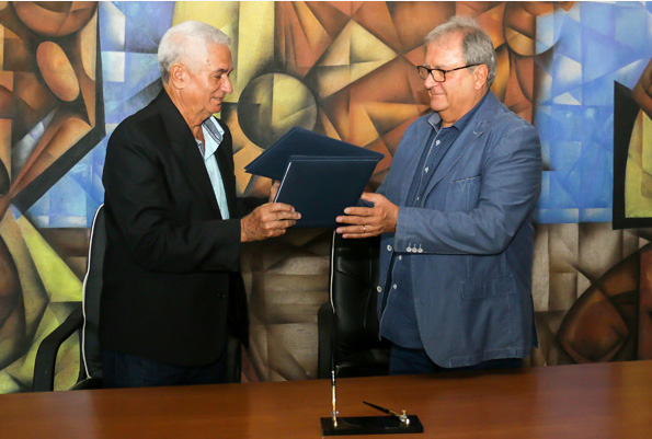 Acuerdo WBSC-Federación Cubana de Béisbol. Foto: Roberto Morejón.