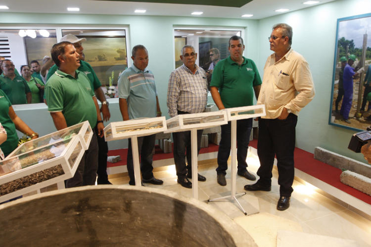 Día del Trabajador Agropecuario en la Unidad Empresarial de Base América Latina, de la Empresa Agropecuaria Metropolitana. La Habana