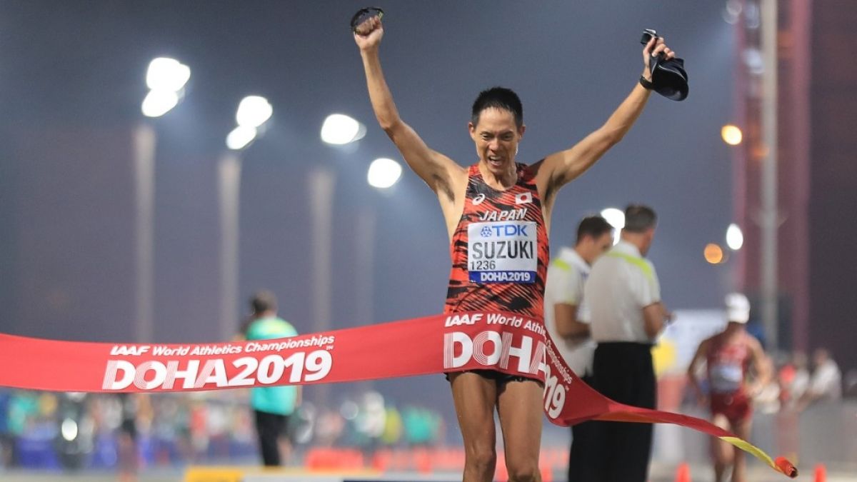 El campeón de la marcha, Yusuke Suzuki,