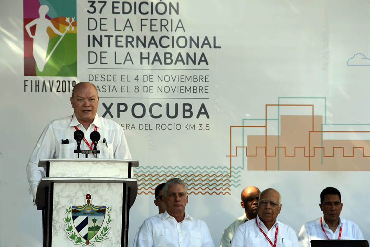 Rodrigo Malmierca Díaz, ministro de Comercio Exterior e Inversión Extranjera pronunció el discurso inaugural de la XXXVII Feria Internacional de La Habana, a la cual asistió el presidente cubano Miguel Díaz-Canel Bermúdez. (FOTO: Joaquín Hernández Mena)