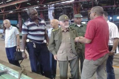 Ramiro Valdés chequea inversiones de industria y turismo en Matanzas