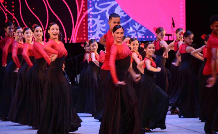 Reyes de España asisten a Gala en Gran Teatro de La Habana
