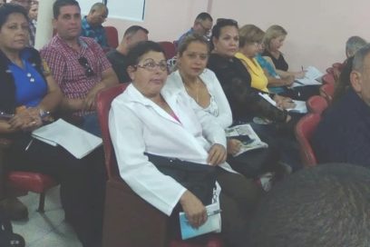 Debatir prioridades de la economía en la sección sindical