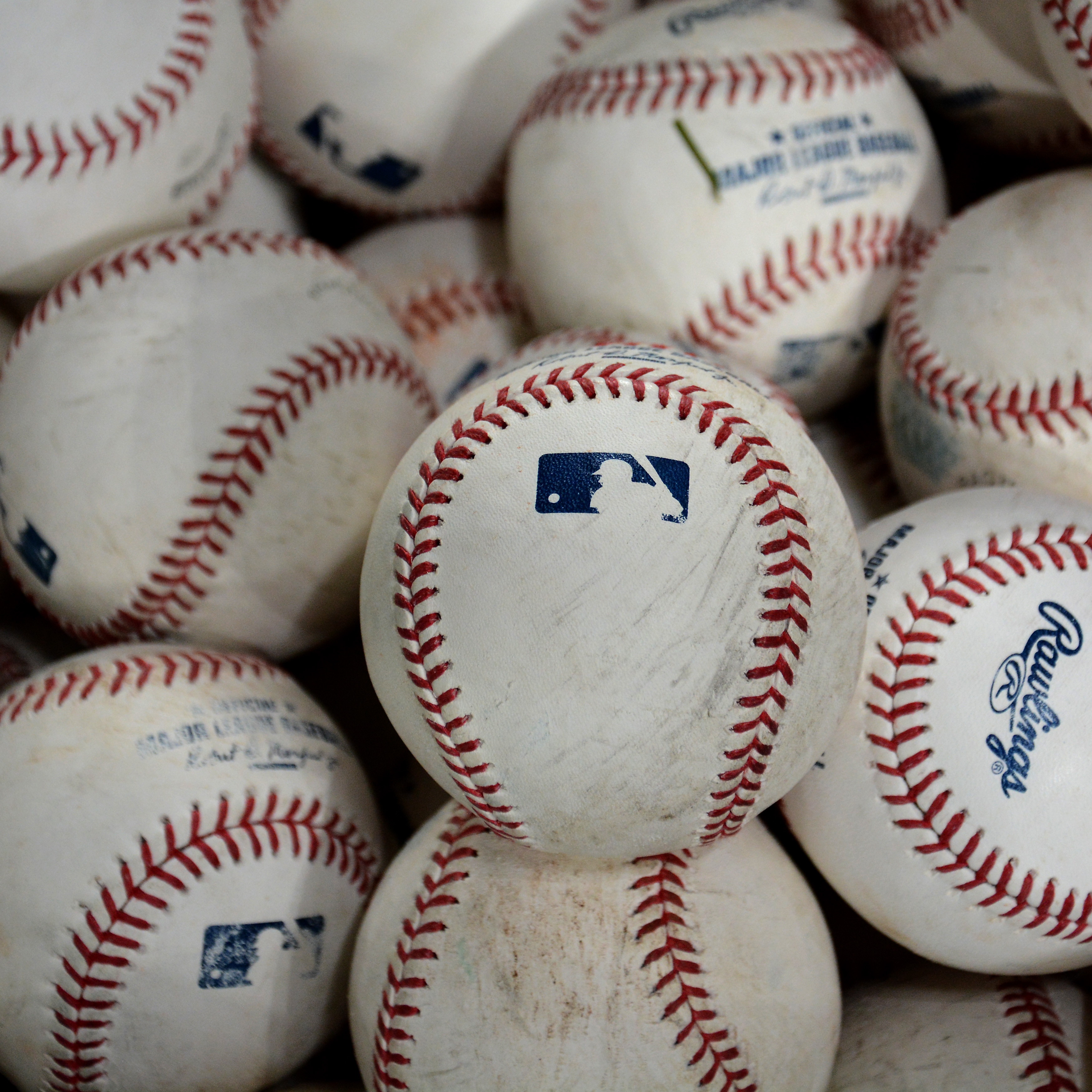 Pelotas y más pelotas. Béisbol y más béisbol