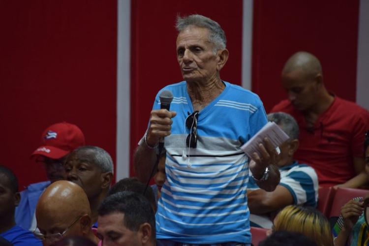 Consulta del béisbol en Granma. Foto: CNC TV Granma