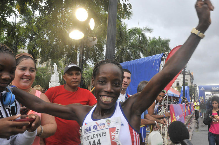 Yudileyvis Castillo, por tercera vez campeona de Marabana. Foto José Raúl Rodríguez Robleda