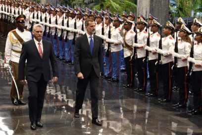 Recibe presidente de Cuba a los Reyes de España (+ Fotos y Videos)