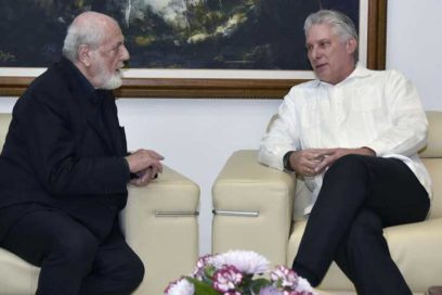 Cuban president meets with Italian artist Michelangelo Pistoletto