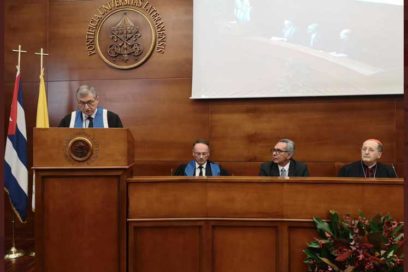 Confiere Universidad Lateranense Honoris Causa a Eusebio Leal (+Fotos)