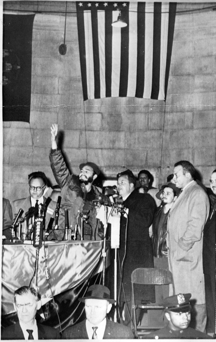 El 24 de abril de 1959, durante un mitin en el Parque Central de Nueva York, expresó: “(…) es que lo que hace posible las grandes empresas es la fe y el aliento, sembremos fe y estaremos sembrando libertades, sembremos aliento y estaremos sembrando libertades, sembremos solidaridad y estaremos sembrando libertades”. Foto: Tomada del sitio Fidel Soldado de las Ideas