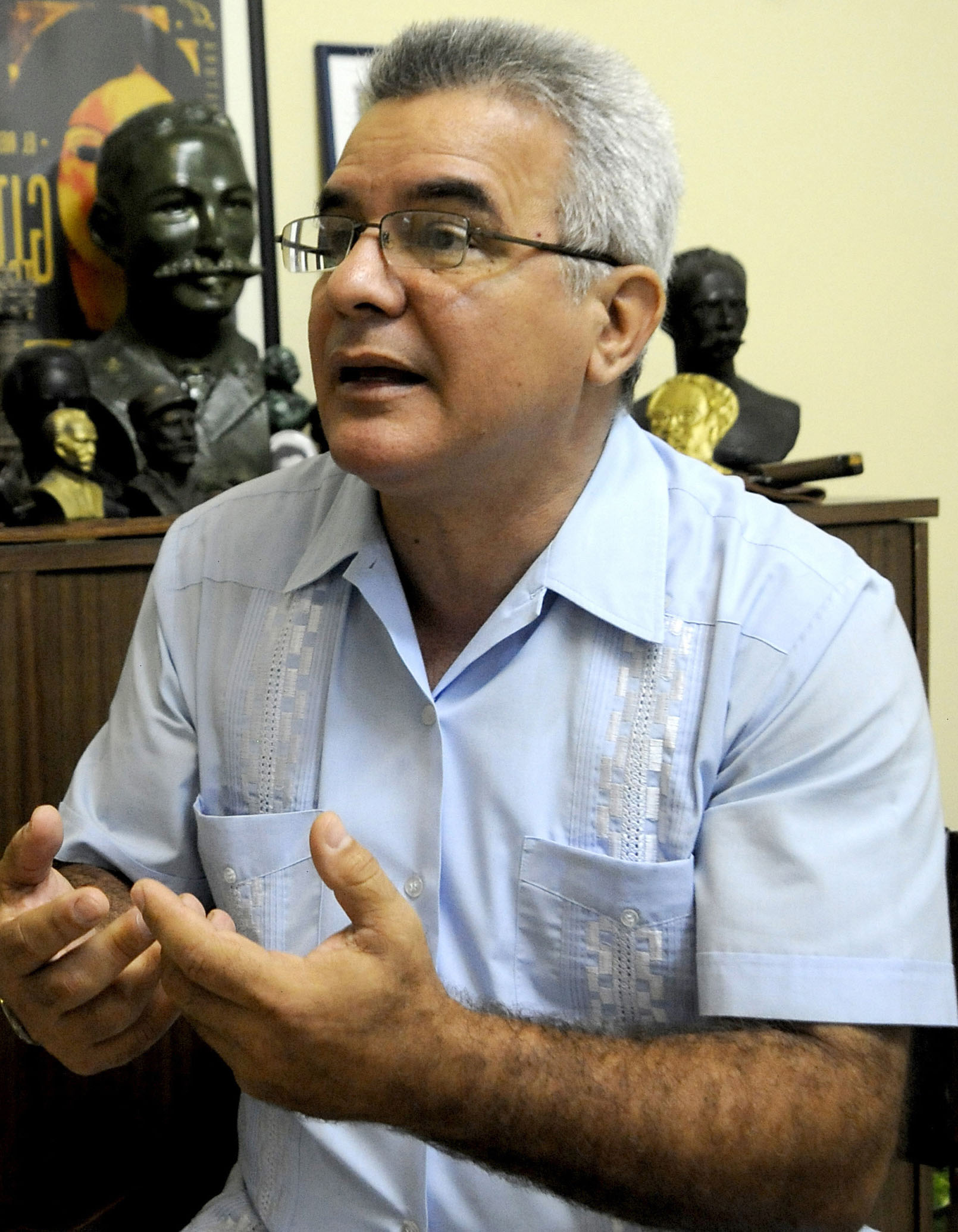 “Fidel hizo del internacionalismo un pilar de nuestra cultura política y ciudadana”, apunta el historiador René González Barrios. Foto: Roberto Carlos Medina