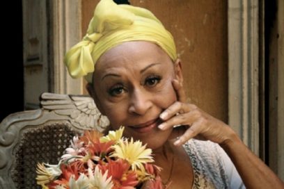 Confieren a Omara Portuondo Medalla de Oro al Mérito en España