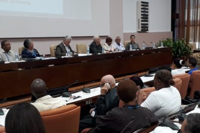 Presidente cubano asiste a sesión inaugural de congreso de la ANCI