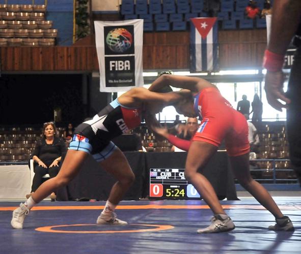Gala de La Lucha Cubana en la Ciudad Deportiva. Foto: José Raúl Rodríguez Robleda
