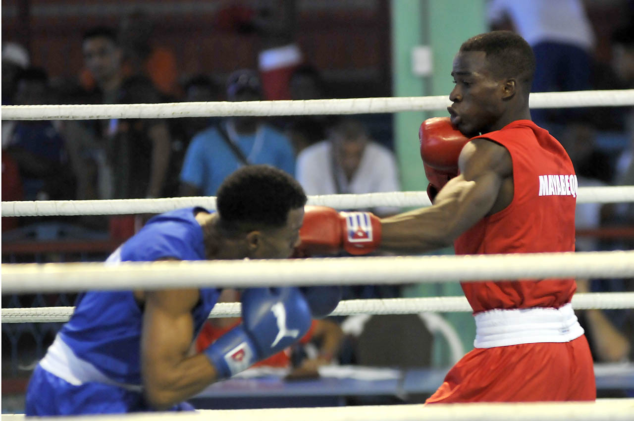 Tercera jornada del Torneo Playa Girón de Boxeo. Foto: josé Raúl Rodríguez Robleda