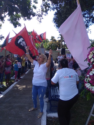 Durante el jubiloso recibimiento a la Bandera XXI Congreso de la CTC, los trabajadores villaclareños reafirmaron el compromiso de aportar al desarrollo económico con eficiencia, productividad, así como elevar la calidad de los servicios.