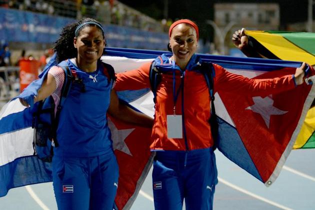 Denia Caballero y Yaimé Pérez tras su actuación en el mundial de Doha. Foto: cmhw.cu