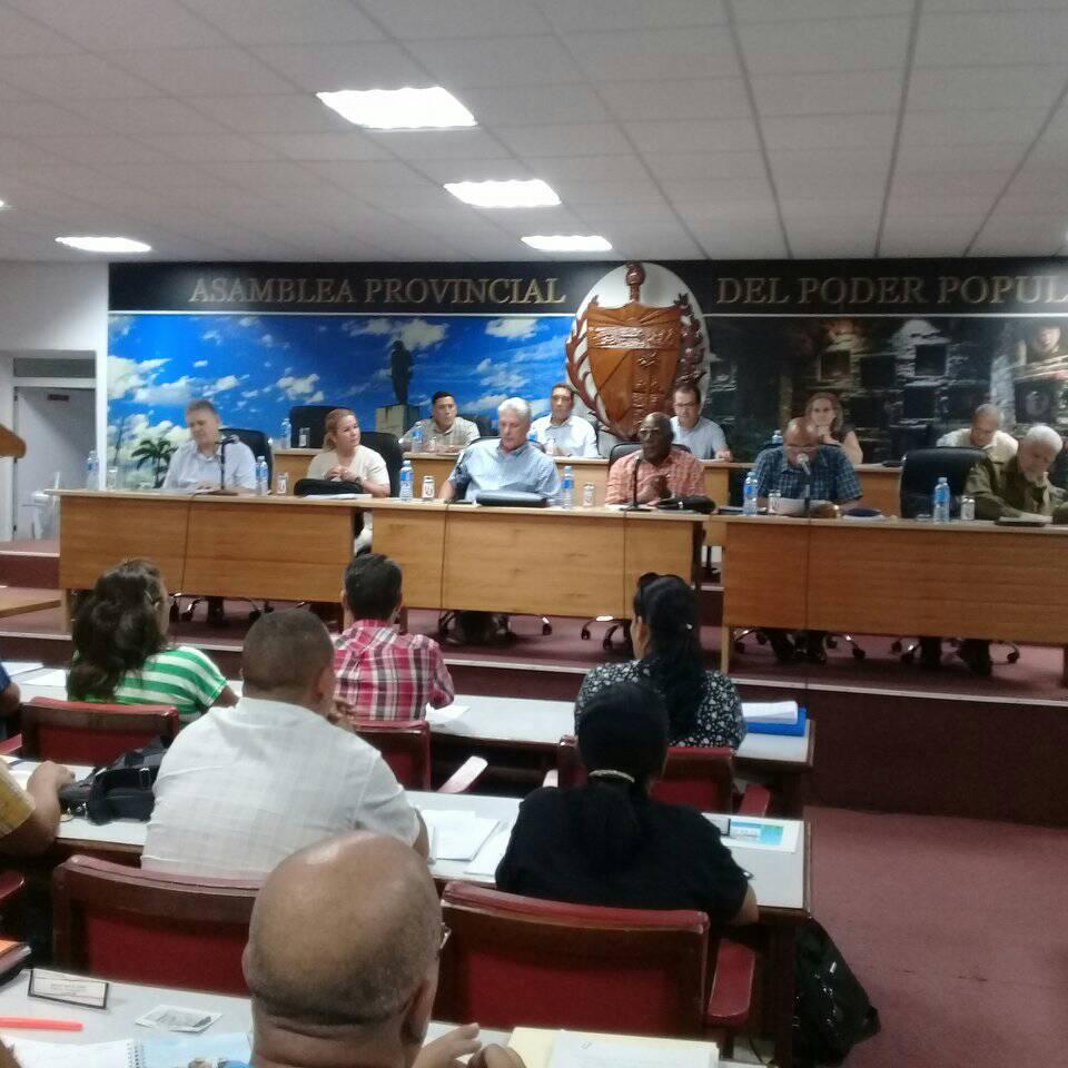 Valoraron las principales decisiones organizativas adoptadas en la provincia que impactan en sectores claves como el transporte, la producción de alimentos, la higiene comunal, la agricultura, el abasto de agua, la educación, la salud y el suministro eléctrico al sector estatal, entre otras.