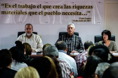 Es imperioso eliminar las trabas que lastran la economía (+ Fotos)