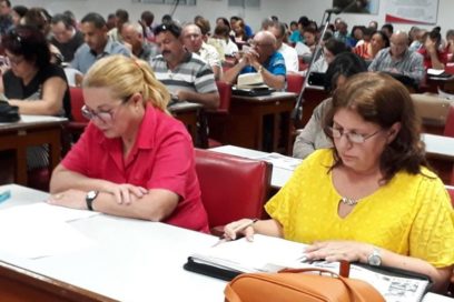 Villa Clara incentiva participación de trabajadores en el plan económico