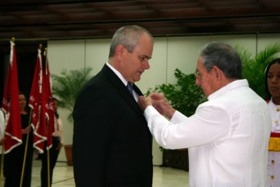 Héroe por derecho propio (+ Fotos)