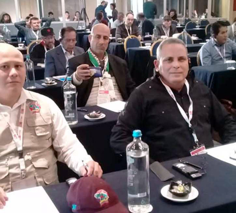 A la derecha, Carlos de Dios Oquendo, secretario general del SNTC, representante de Cuba en el Congreso. / Foto: Cortesía de UIBTT
