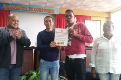 Matanzas reconoce labor de maestros de la construcción