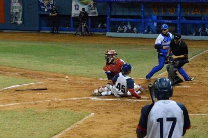 Out 27: Toro camagüeyano embiste la final