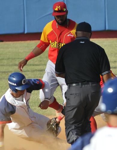 Primer Juego de la Final entre Matanzas-Camagüey. Foto: José Raúl Rodríguez Robleda