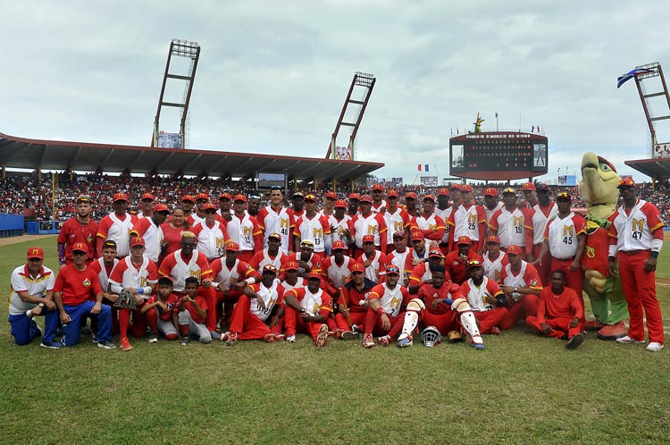 Equipo Matanzas, campeón del béisbol cubano en el 2020. Foto: José Raúl Rodríguez Robleda