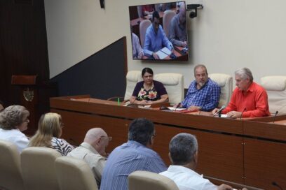 Urge Díaz-Canel a priorizar la transportación de cargas por ferrocarril