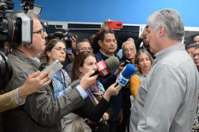 Díaz-Canel: “Tengan por seguro que no nos vamos a rendir”