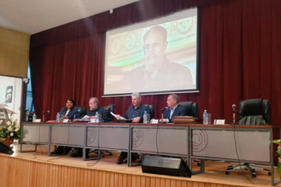 Asiste Presidente cubano a balance del Ministerio de Turismo (+Fotos)